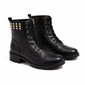 Soda women's black studded Chelsea boots Size:8